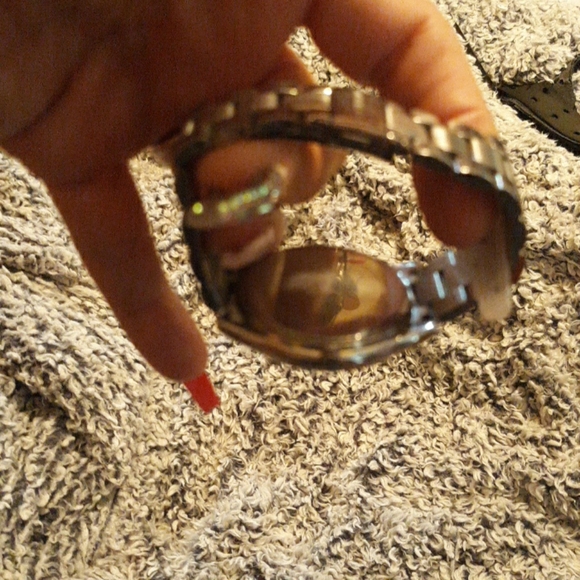 Michael Kors Watch - Picture 5 of 6